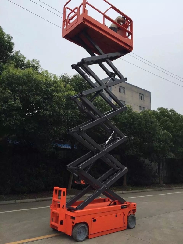 如何減輕小型升降平臺(tái)的晃動(dòng)？